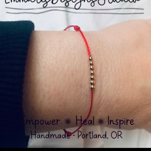 ✨14K Solid Gold 7 Bead✨ Red Thread Bracelet✨ Kabbalah ✨ Red Silk String✨ Luck ✨ - Picture 2 of 5